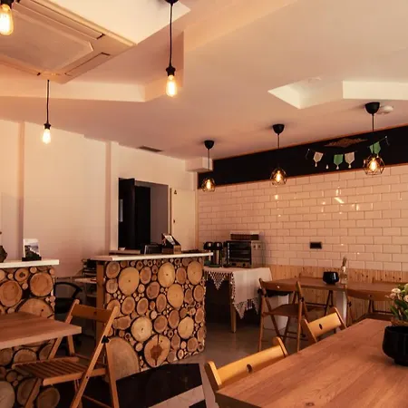 Kangaroo Surf House 호스텔 수안세스
